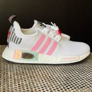 New No Box $200 Adidas Iridescent Nmd r1 Woman 9.5